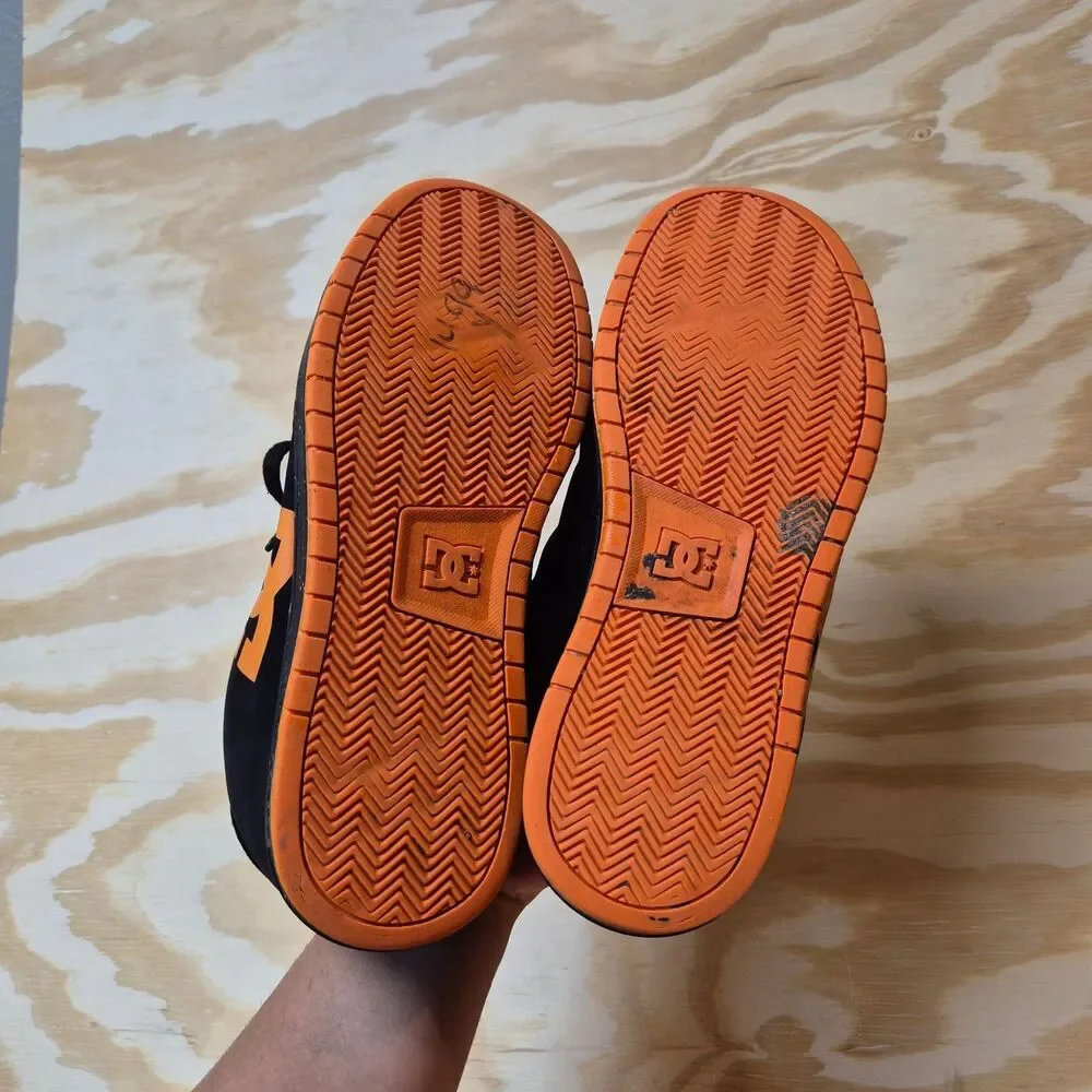 DC Gaveler Men's Vintage Y2K Skate Shoes Black Orange Leather ADYS100536 Size 10